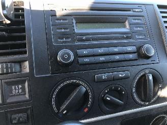 Volkswagen Transporter 2.5 TDI picture 17