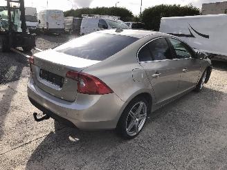 Volvo S-60 2.0 D picture 2