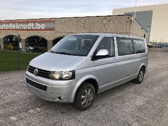 krockskadad bil auto Volkswagen Transporter 9 PLACES 2.0 TDI 2012/2