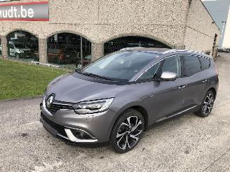 krockskadad bil auto Renault Grand-scenic 1.2 TURBO 7 PLACES 2017/10
