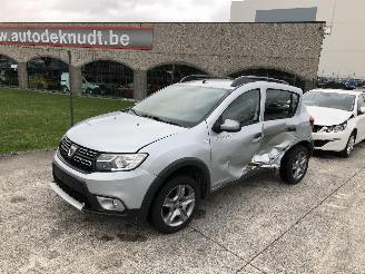 skadebil auto Dacia Sandero 0.9 AUTOMATIQUE 2020/6