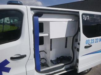 Opel Vivaro 1.6 DCI  AMBULANCE picture 9