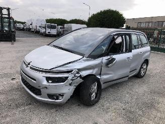 Citroën C4-picasso 1.6 HDI    7 PLACES picture 4