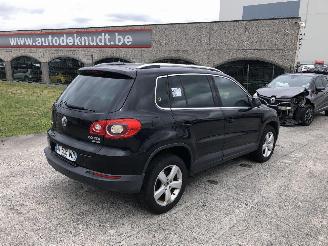 skadebil auto Volkswagen Tiguan 2.0 TDI 2010/6