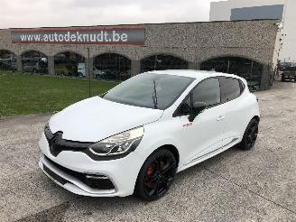 Uttjänta bilar auto Renault Clio 1.6 TURBO 2013/10