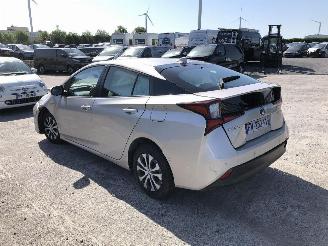 Toyota Prius HYBRIDE picture 2