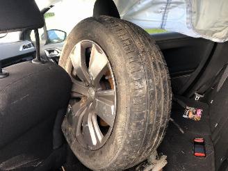 Peugeot 2008 SIGNATURE 1.2 picture 19