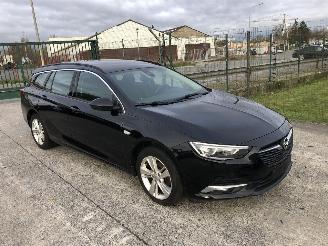 krockskadad bil auto Opel Insignia SPORTS TOURER 1.6 D 2018/10