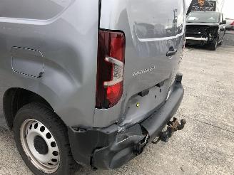 Peugeot Partner 1.5 HDI PREMIUM picture 12