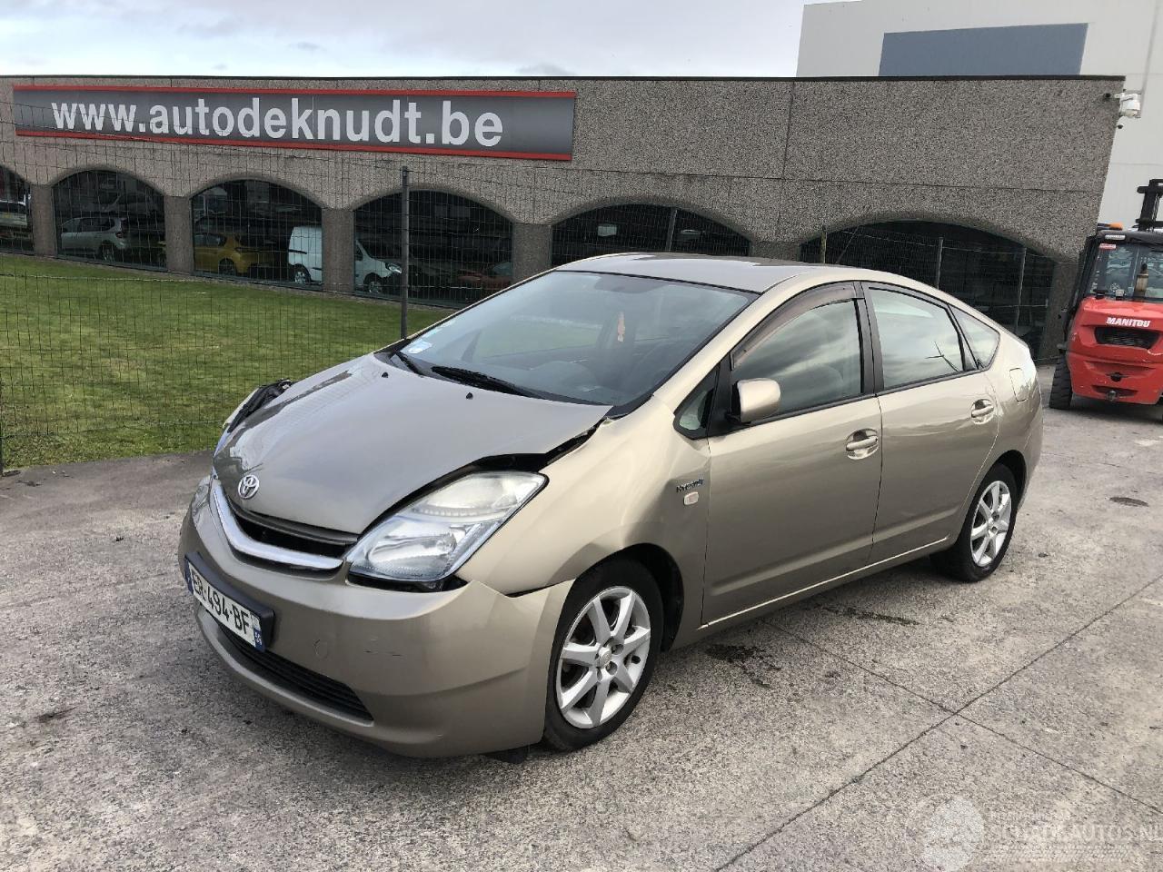 Toyota Prius HYBRIDE