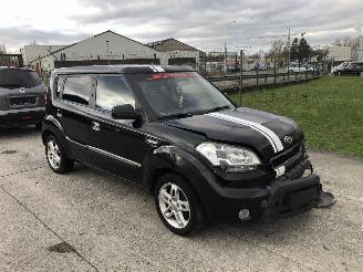 krockskadad bil auto Kia Soul 1.6 CRDI AUTOMATIQUE 2010/2