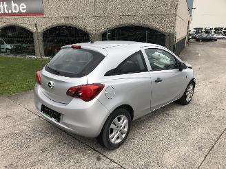 Voiture accidenté Opel Corsa 1.2  ESSENTIA 2018/2
