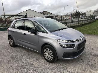 skadebil auto Citroën C4-picasso 1.2 2017/8