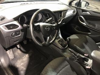 Opel Astra BREAK 1.6 CDTI picture 6