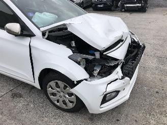 Hyundai I-20 1.2 picture 9