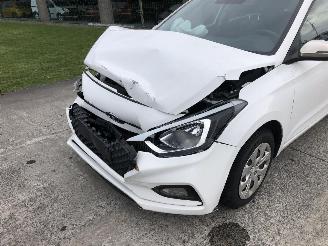 Hyundai I-20 1.2 picture 10