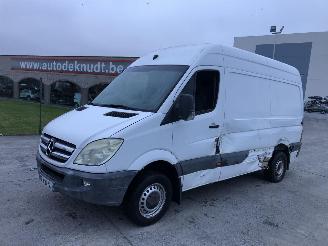 Mercedes Sprinter 211 CDI picture 2