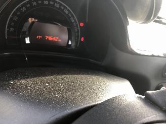 Renault Twingo 1.0 picture 13