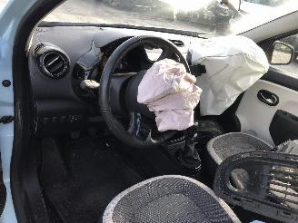 Renault Twingo 1.0 picture 6