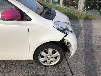 Toyota iQ 1.0 picture 10