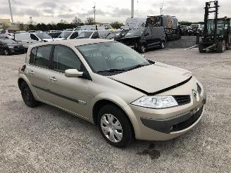 Renault Mégane 1.4 16V picture 2