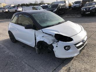 Opel Adam 1.4 I picture 2