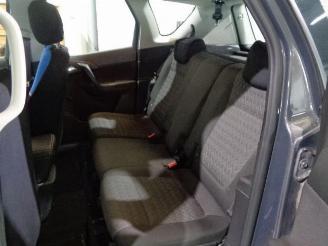 Opel Meriva 1.7 CDTI picture 23