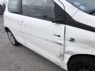 Peugeot 108  picture 9