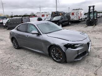 Alfa Romeo Giulia 2.2 D  150 CV picture 2