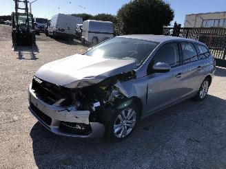 Peugeot 308 1.5 HDI AUTOMATIQ picture 4