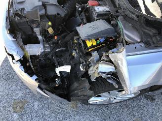 Peugeot 308 1.5 HDI AUTOMATIQ picture 16