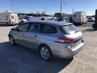Peugeot 308 1.5 HDI AUTOMATIQ picture 2