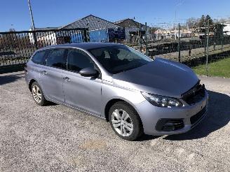 Peugeot 308 1.5 HDI AUTOMATIQ picture 3
