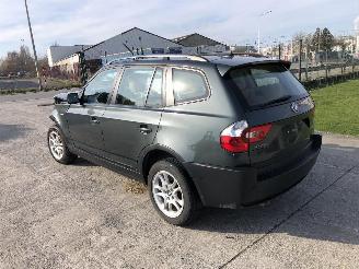 krockskadad bil auto BMW X3 2.0 D 2006/1