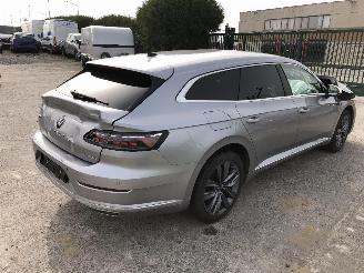 Volkswagen Arteon COMBI 1.4 HYBRIDE picture 2