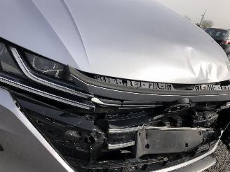 Volkswagen Arteon COMBI 1.4 HYBRIDE picture 17