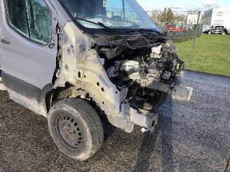 Ford Transit BENNE  2.0 CDTI picture 9