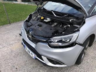 Renault Scenic 1.2 picture 14