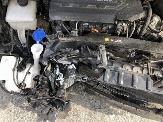 Kia Stonic 1.6 CRDI LAUNCH EDITION picture 19