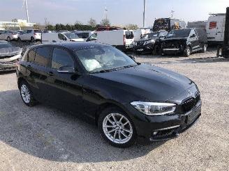 BMW 1-serie 116 i picture 4