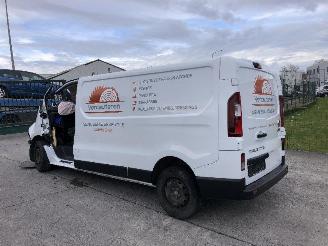 uszkodzony samochody osobowe Fiat Talento 2.0 DCI  M9R710 