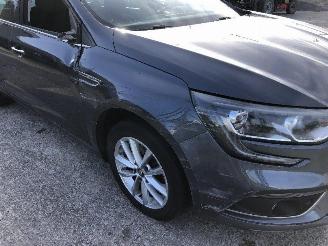 Renault Mégane Grandtour 1.2 T picture 8