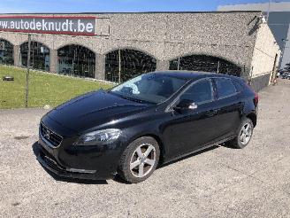 skadebil auto Volvo V-40 1.6 D 2014/12