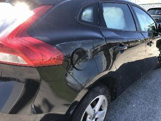 Volvo V-40 1.6 D picture 11