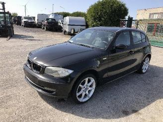 BMW 1-serie 116 i picture 3