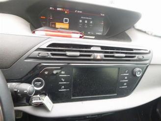 Citroën C4-picasso 1.2 turbo FEEL picture 24