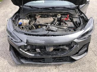 Ford Focus BREAK 1.5 TDCI ST LINE picture 15