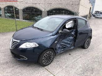 Lancia Ypsilon 1.2 picture 2