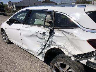 Opel Astra BREAK 1.5 CDTI picture 10