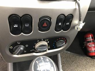 Dacia Sandero 1.6 I  STEPWAY picture 14